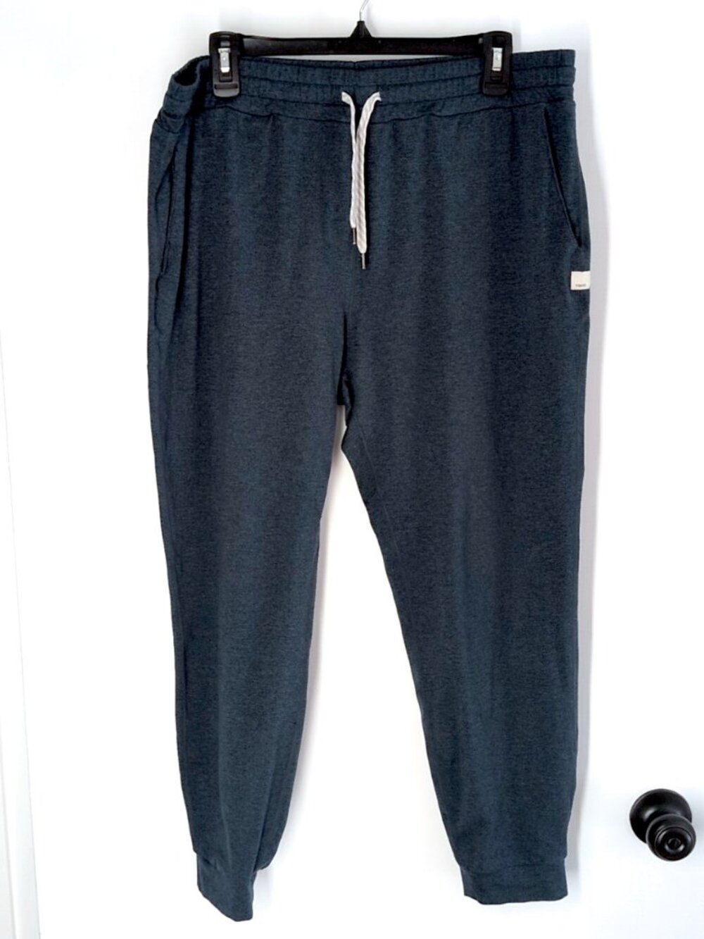 Vuori Performance Joggers XL Women dark teal blue/green drawstring